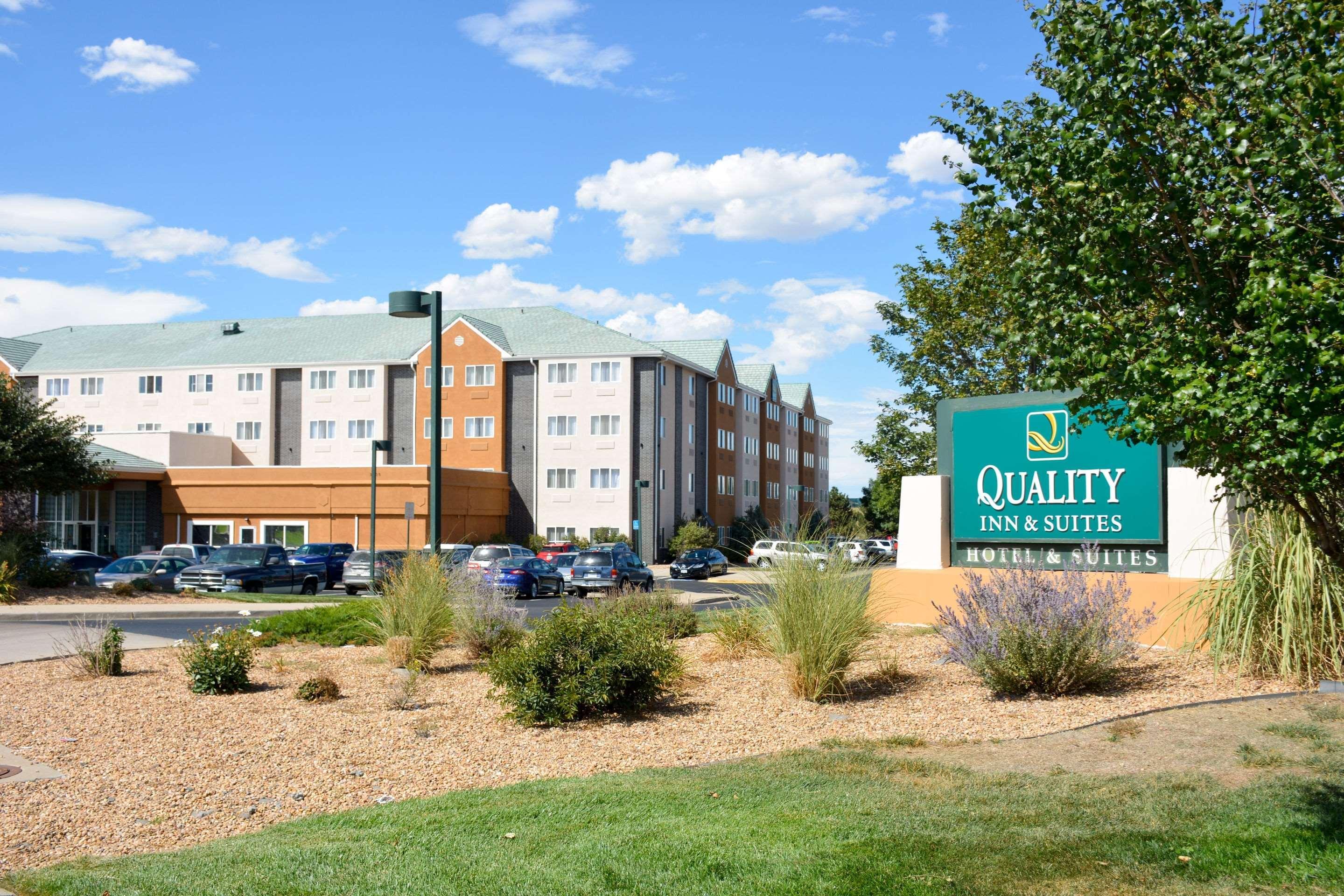 Quality & Denver Airport - Gateway Park Aurora