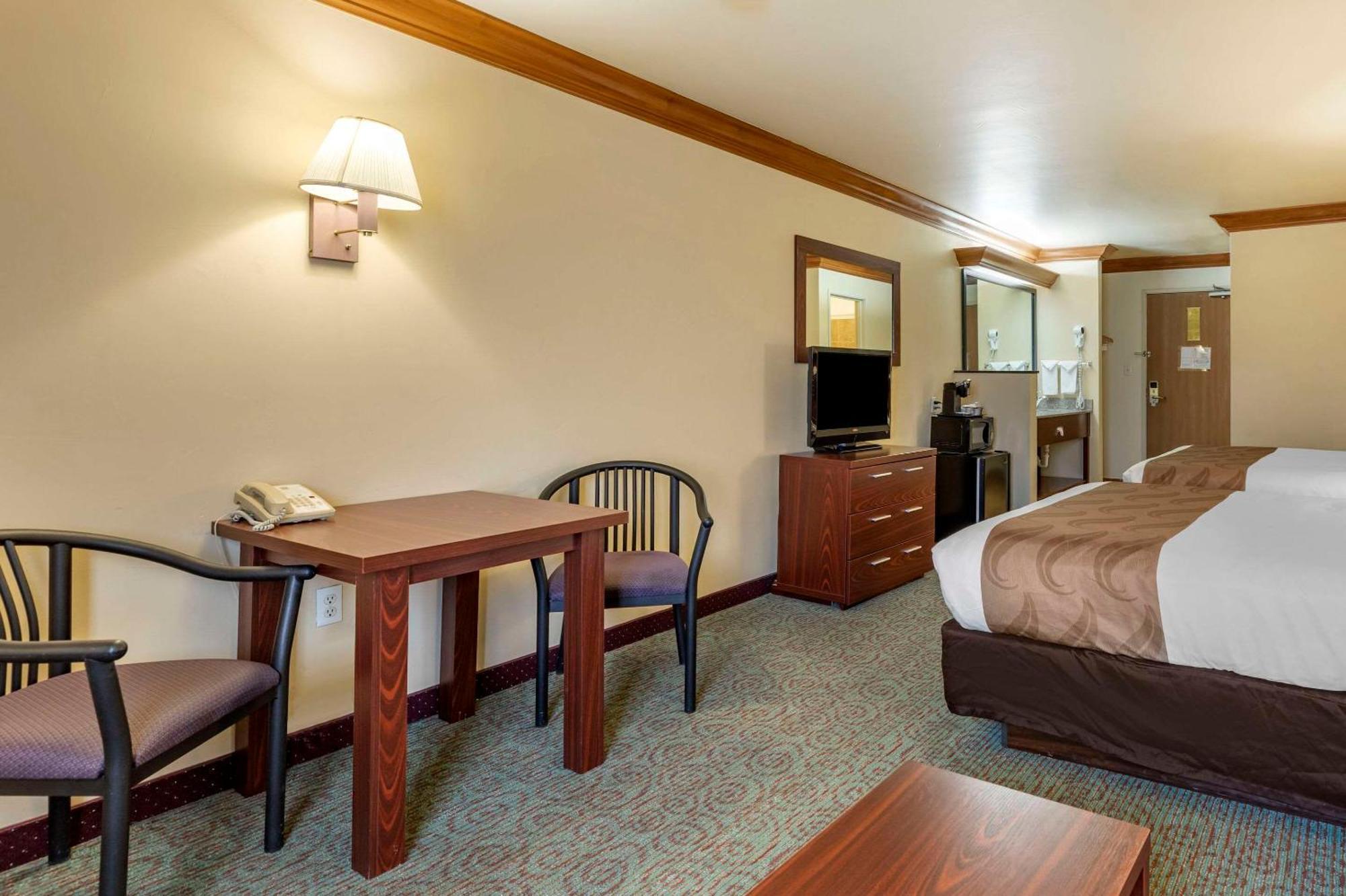 Hotel Quality & Denver Airport - Gateway Park 3*