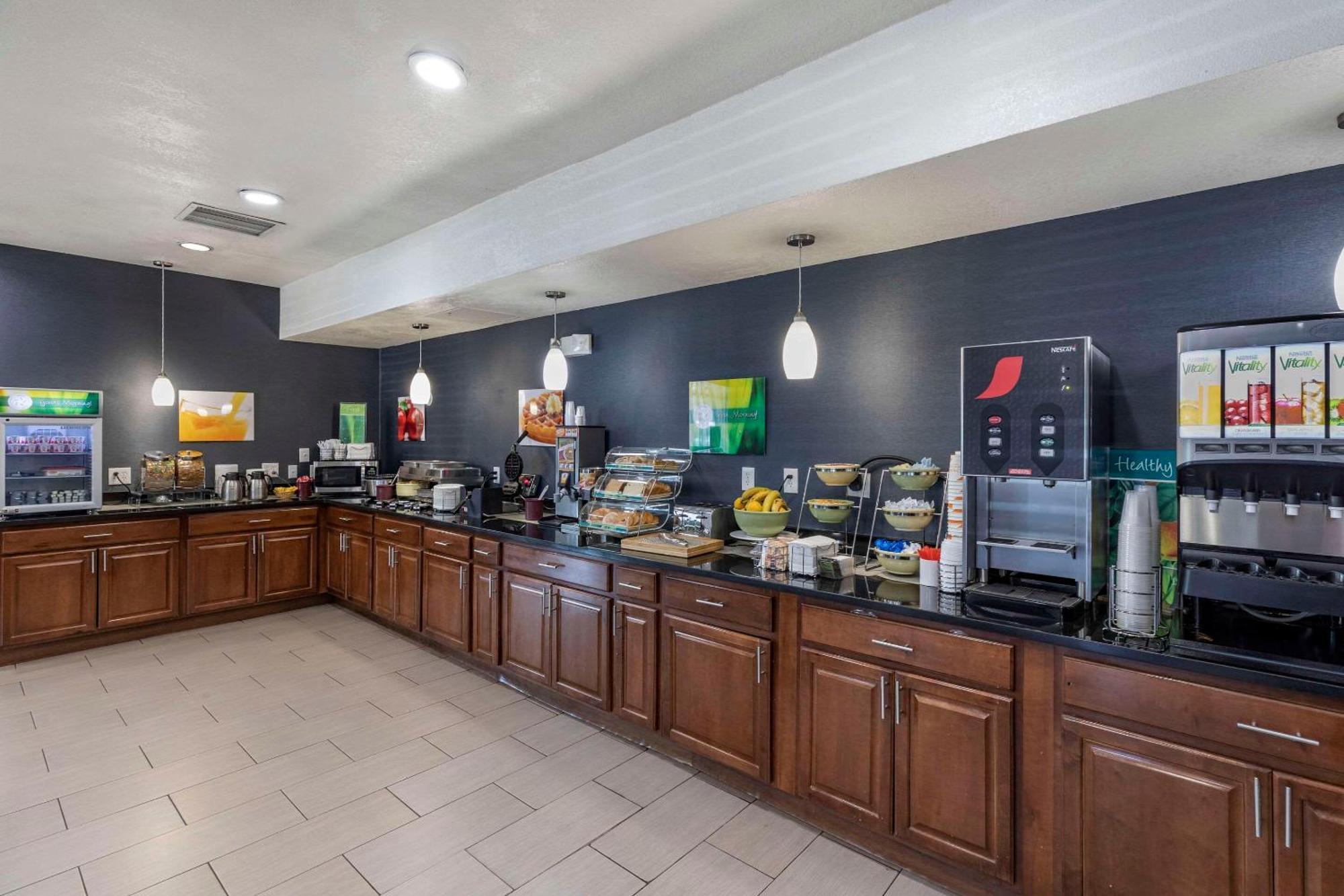 Quality & Denver Airport - Gateway Park 3*